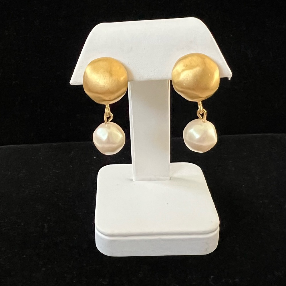Givenchy Designer Signed Pearl Dangle Earrings - image 4